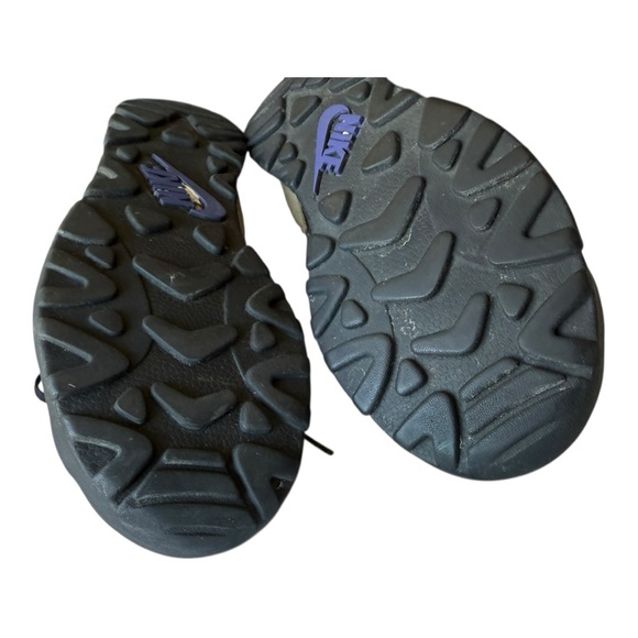 Vintage 1992 Nike Hiking Shoes, Women’s size 8 - Picture 10 of 12